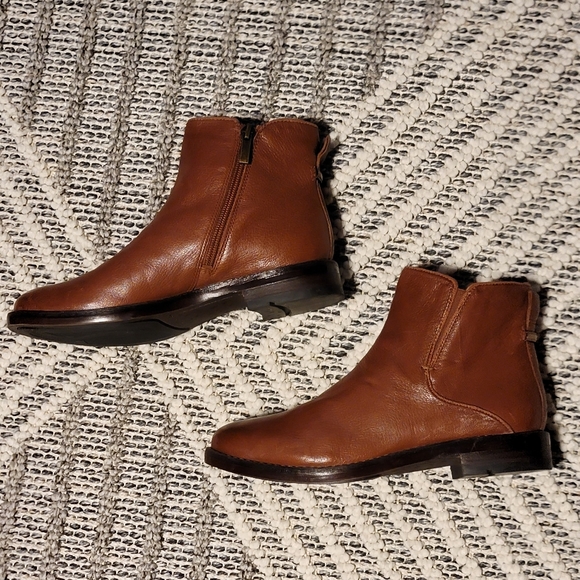 Franco Sarto Marcus Booties Cognac 6M New without Box - Picture 13 of 13